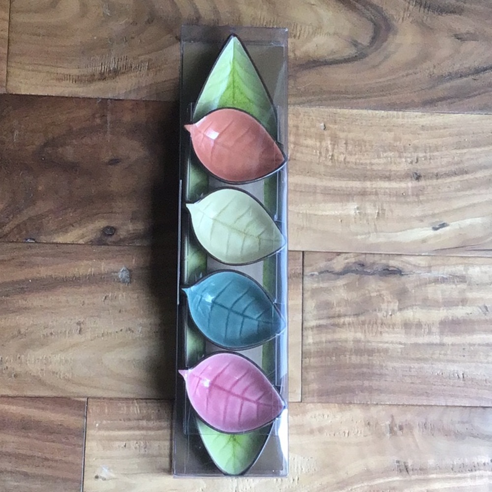 Hostess Gift!  Crackled serving dish with mini bowls; NWOT; original packaging